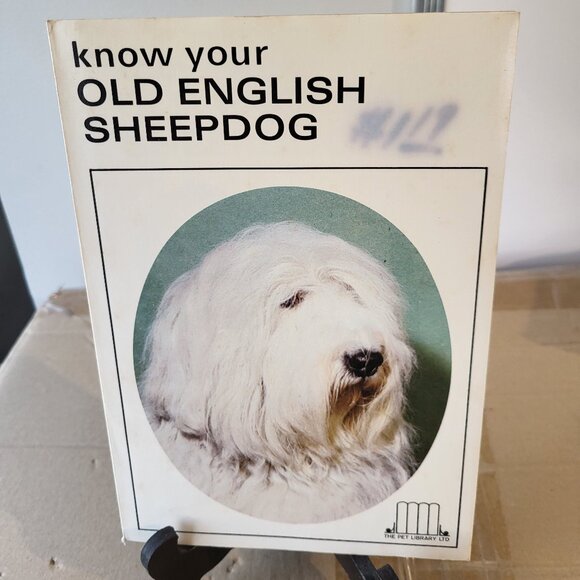 KNOW YOUR OLD ENGLISH SHEEPDOG PAPERBACK VTG THE PET LIBRARY GUC SEE PICTURES - Picture 1 of 2